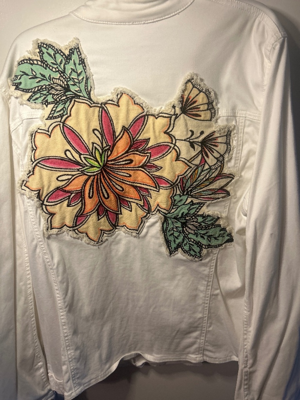 New Chico's floral Sateen jacket